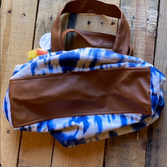 NWT Lu & Elle Blue, brown & Cream Laguna Tote - Picture 5 of 12